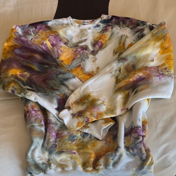 Anna Joyce Tops - Multicolor Tie-Dye Sweatshirt
